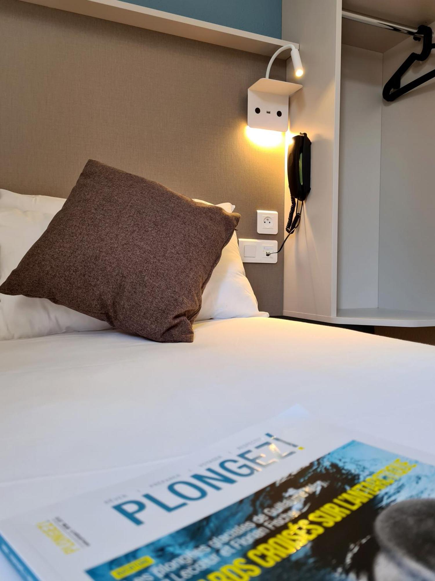 The Originals City Hotel Marseille Aeroport Vitrolles  Exteriör bild