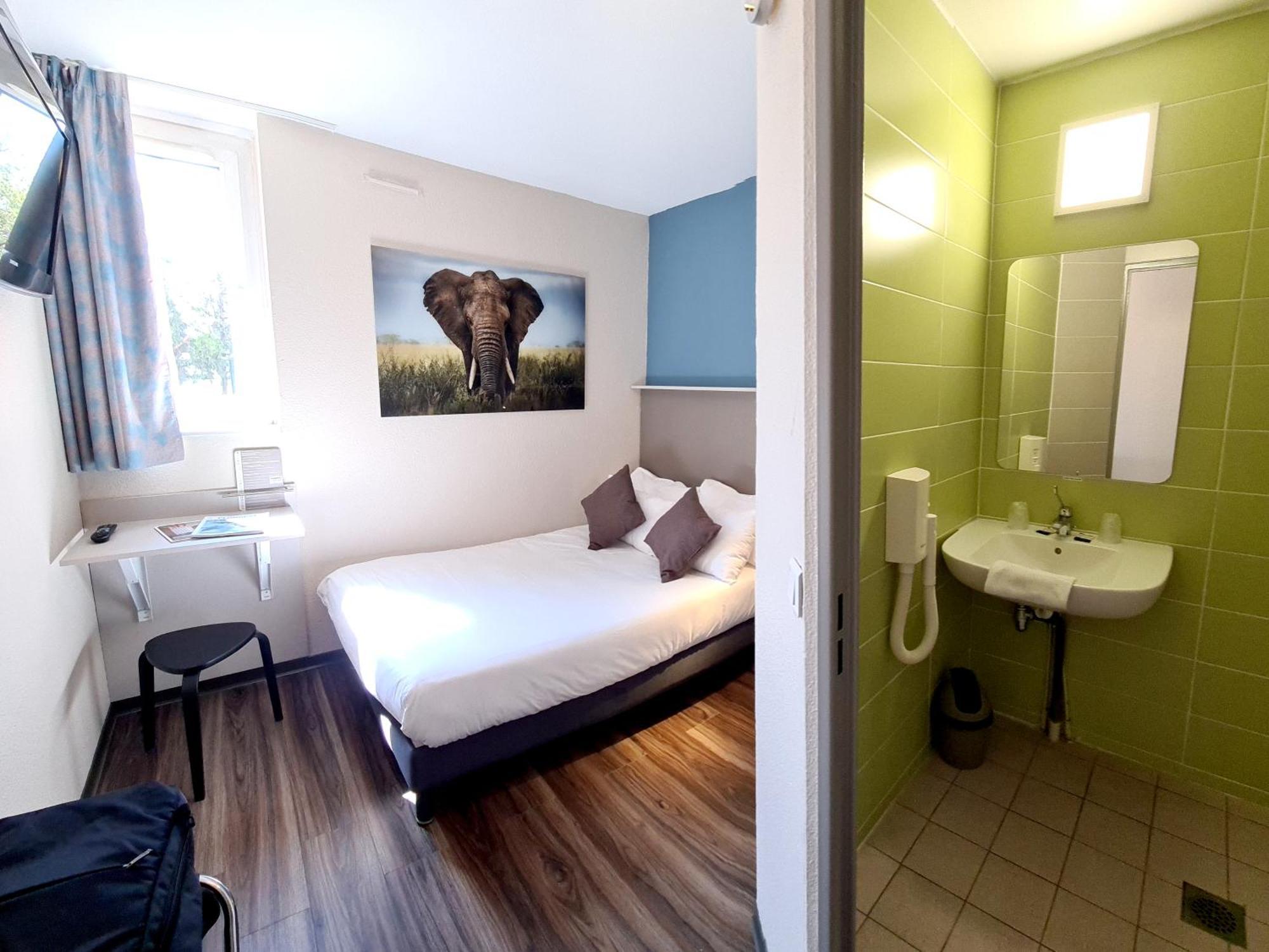 The Originals City Hotel Marseille Aeroport Vitrolles  Exteriör bild