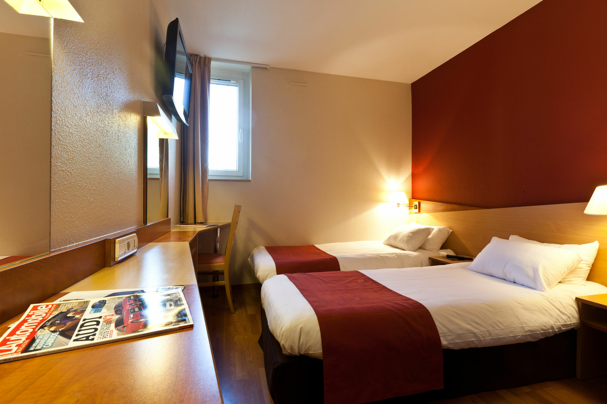 The Originals City Hotel Marseille Aeroport Vitrolles  Exteriör bild